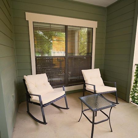 Charming 2 Bedroom, 2 Bath Apartment Austin Kültér fotó