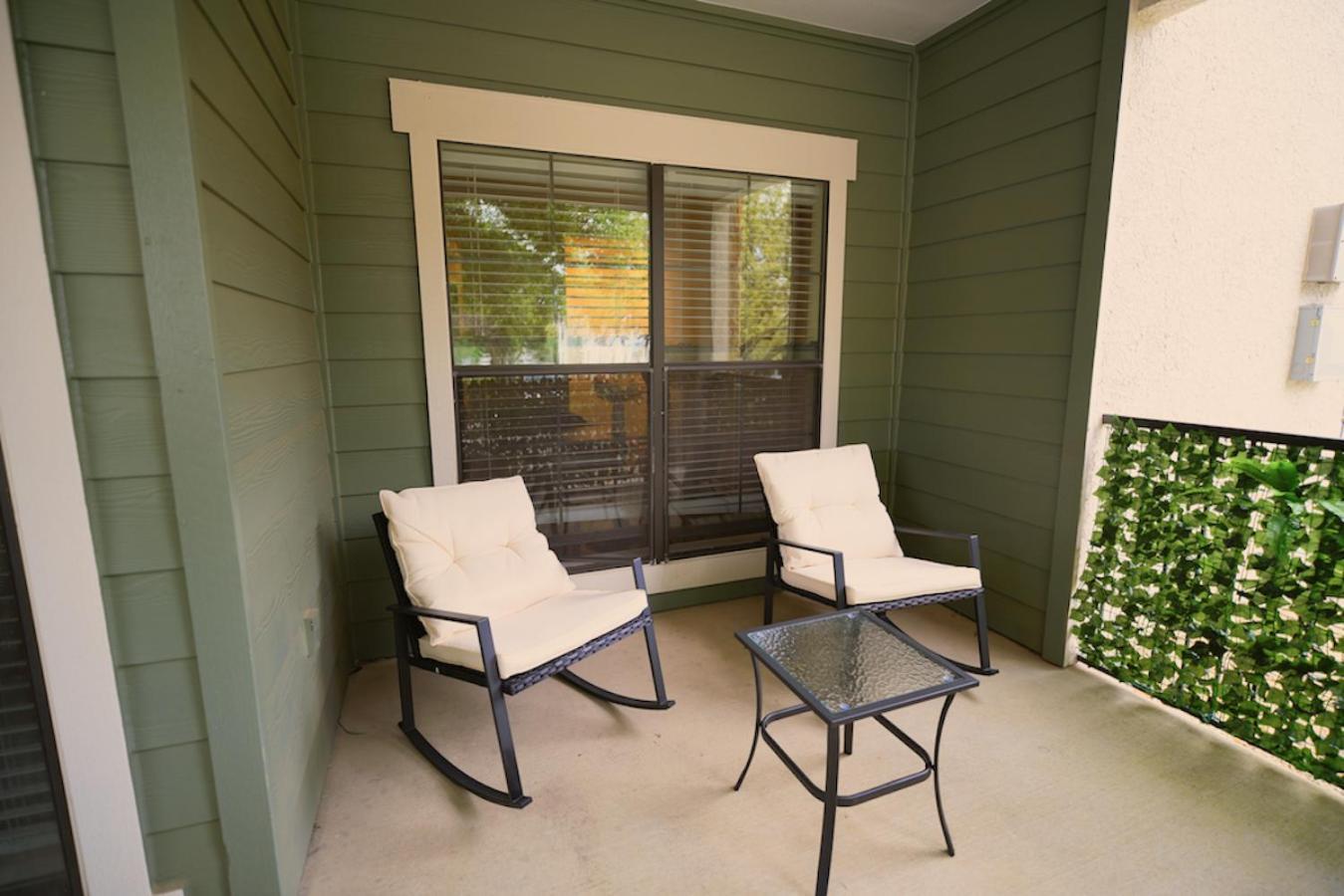 Charming 2 Bedroom, 2 Bath Apartment Austin Kültér fotó