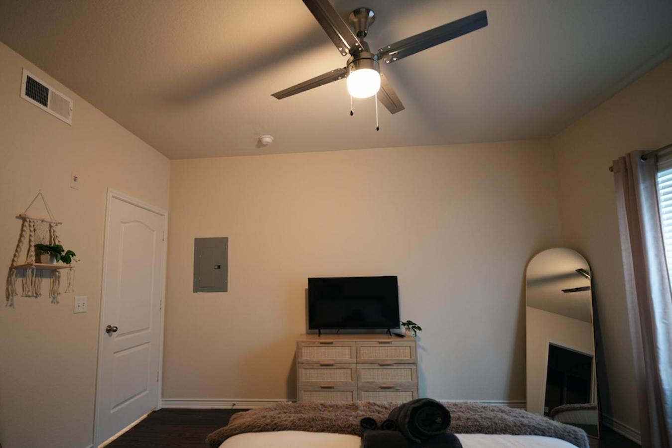 Charming 2 Bedroom, 2 Bath Apartment Austin Kültér fotó